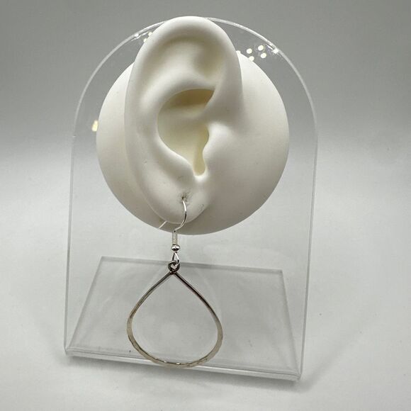 SALE! Stunning 2.5" tear drop shape hammered, sterling silver dangle earrings! - Picture 8 of 10